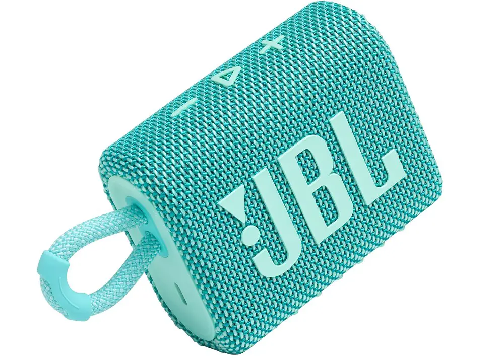 Caixa de som JBL na cor verde. 