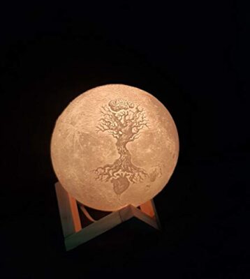 Luminária em formato de lua. 