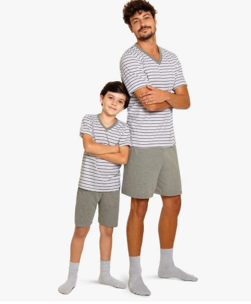 Conjunto de pijama pai e filho.