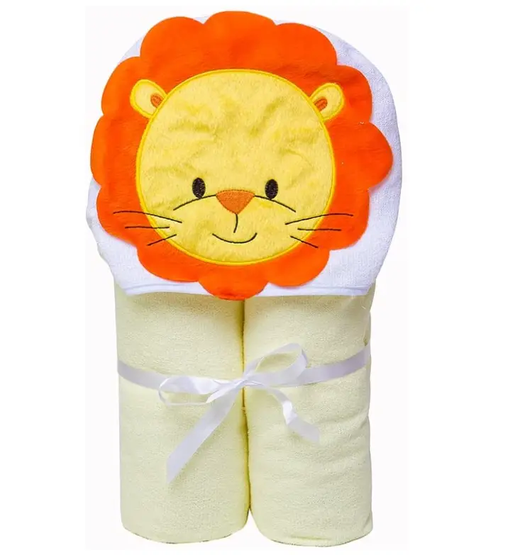 Toalha de banho com desenho de leão. 