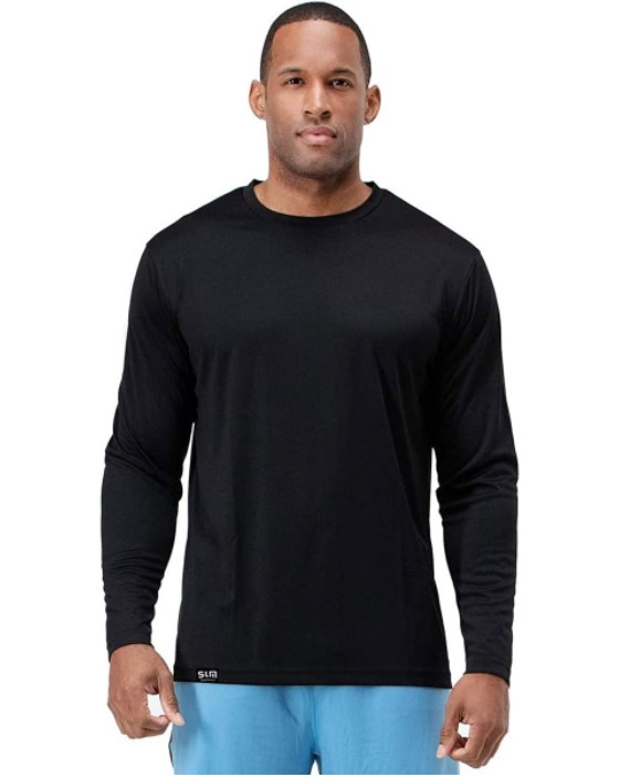 Camisa com proteção solar UV50+ masculina na cor preta.