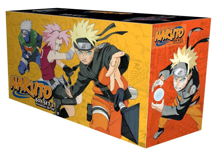 Box set com vários mangás de Naruto.