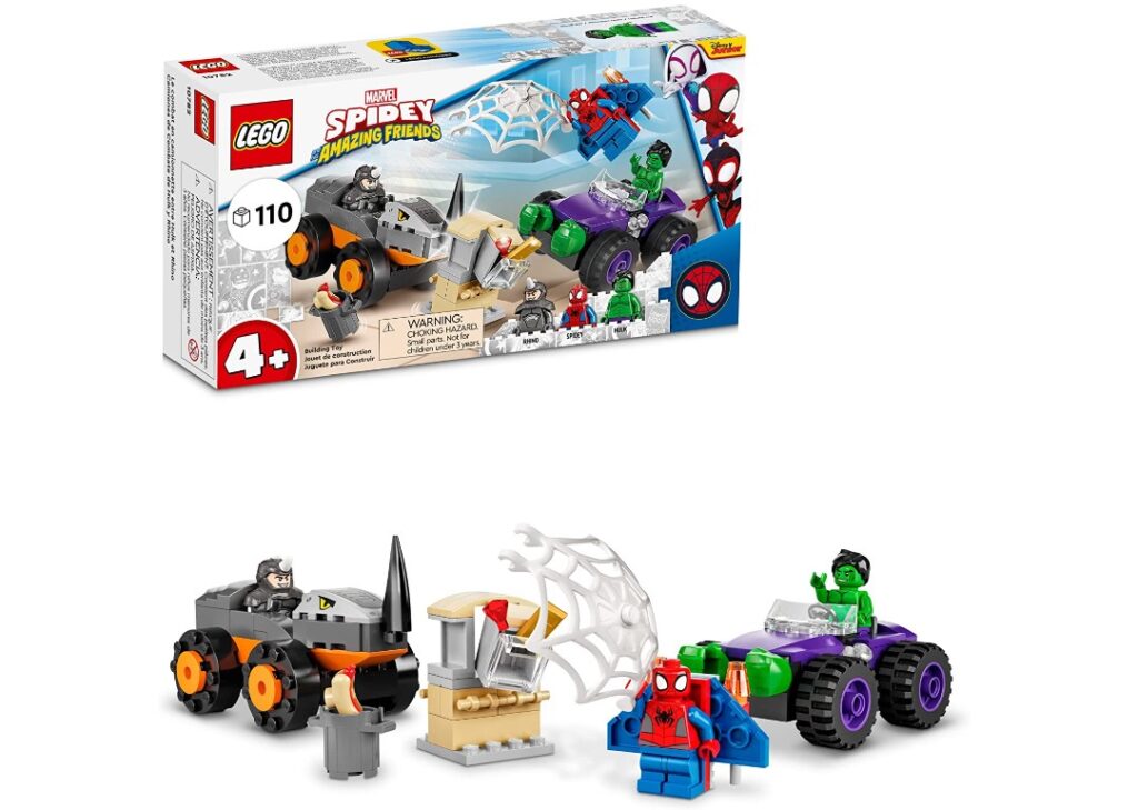 Lego Marvel com as figuras do Hulk, Rinoceronte e Homem-Aranha, um presente Marvel.  