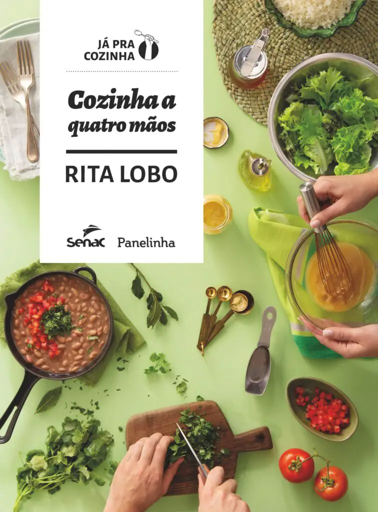 Capa do livro Cozinha a quatro mãos com imagens de alimentos e temperos diversos. 